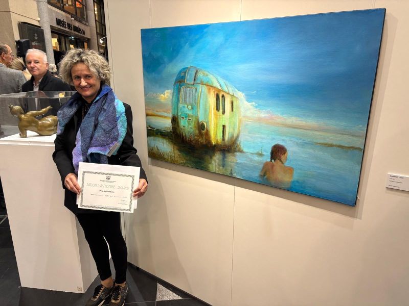 œuvre "Low Life" (huile sur toile, 130x89 cm, 2025) a reçu le Prix Peinture du Salon d’Automne de la Société des Beaux-Arts de Boulogne-Billancourt.