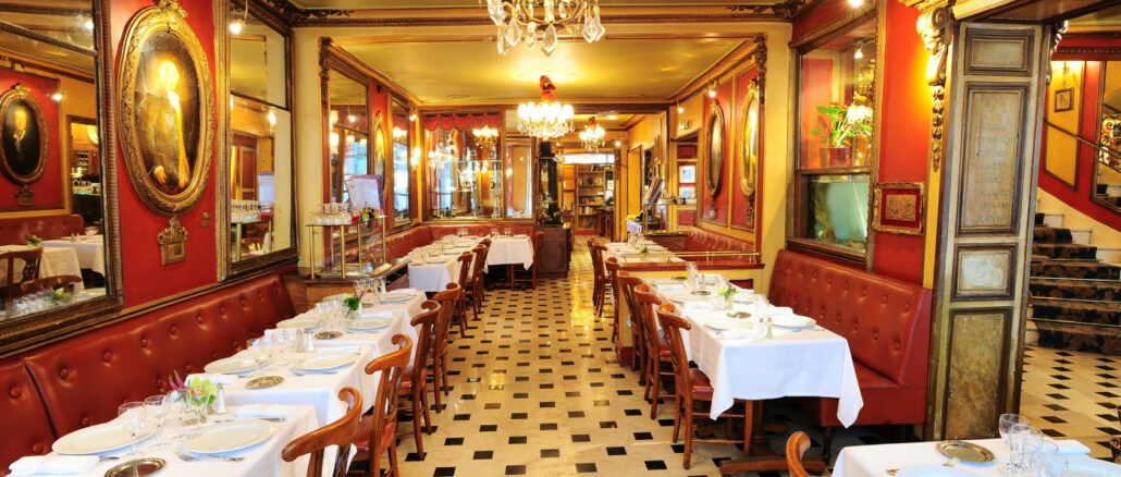 Des cafés des Lumières aux scènes contemporaines