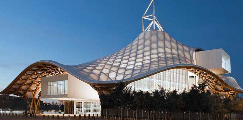 Le Centre Pompidou-Metz renouvelle son invitation à Marina Abramović dans un cyclé dédié à son travail, en trois ateliers exceptionnels.